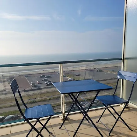 Face A La * Le Touquet